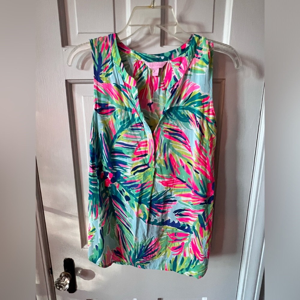 Lilly Pulitzer top Size Medium